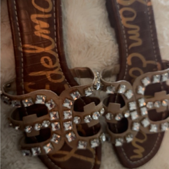 Sam Edelman flats what studs - Picture 4 of 4